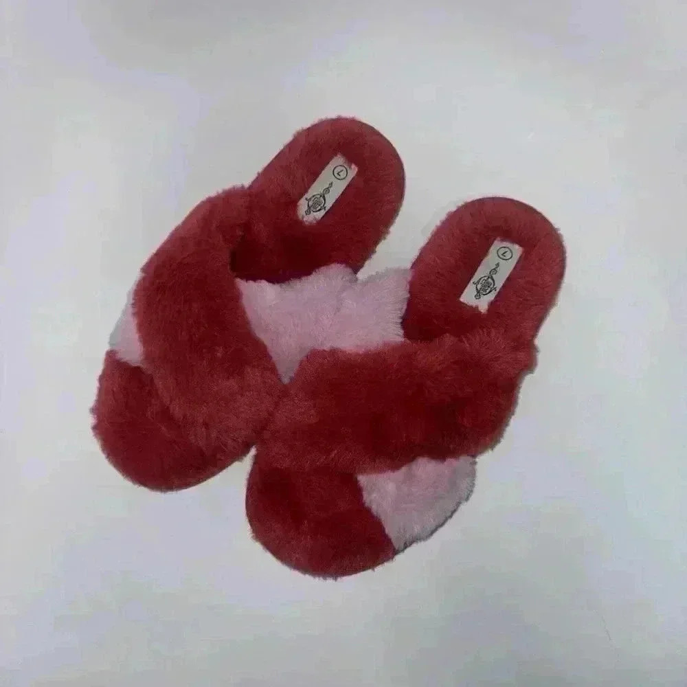 Sole Mates Slippers for Woman! Size 7 Red & Pink / Cozy!! Faux Fur!! - Picture 8 of 8